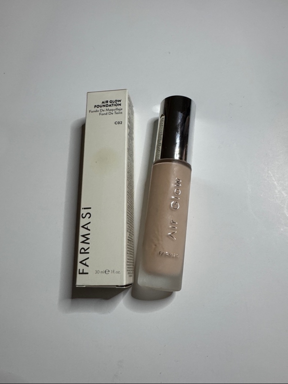 🆕 Farmasi Air Glow foundation (shade 2)